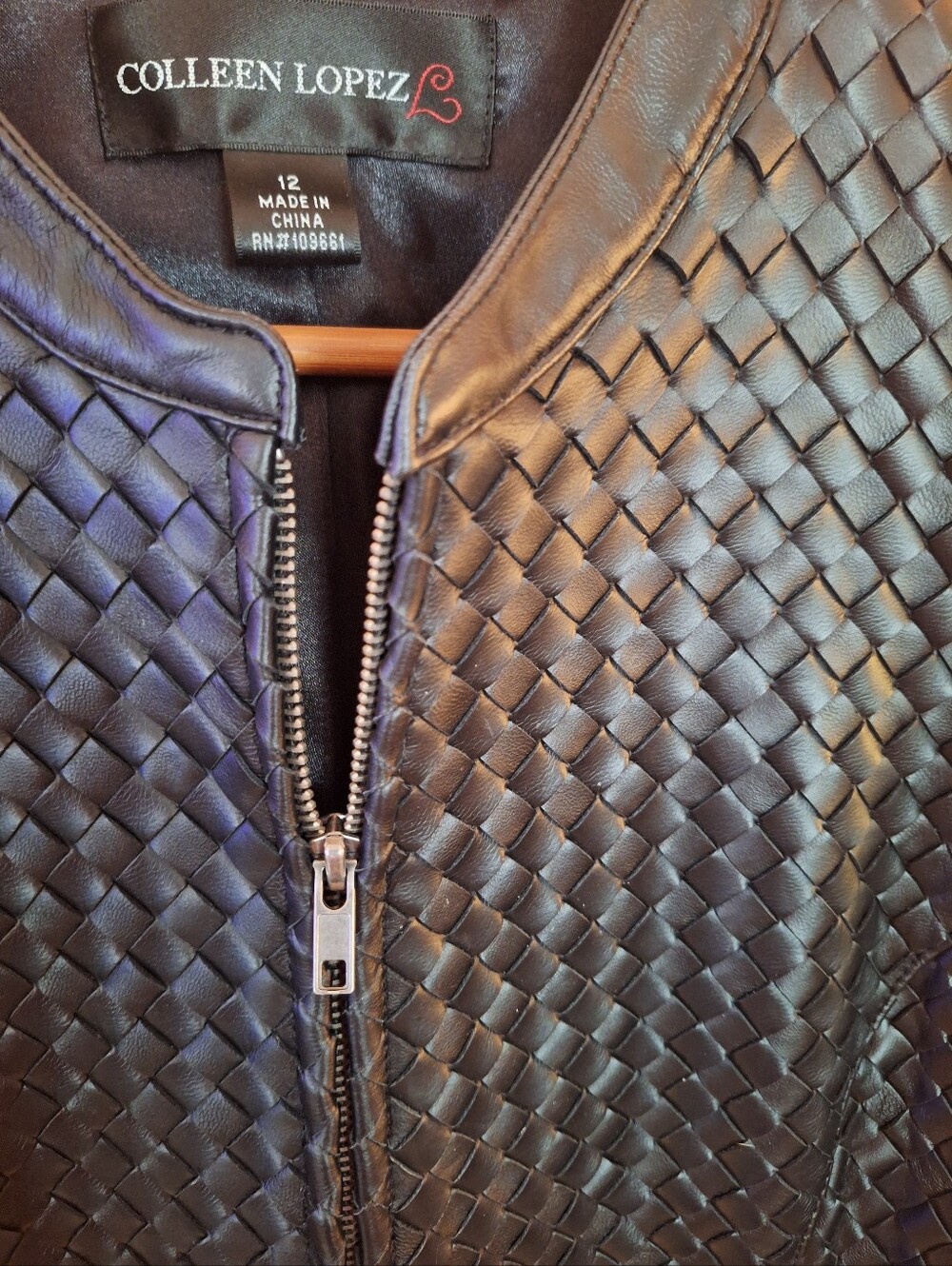 Colleen Lopez 100% Leather Black Womens Motorcycle Jacket Sz 12 Weave - Picture 3 of 5